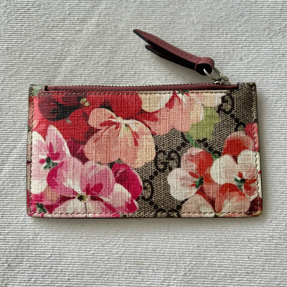 Gucci Bloom / floral pink cardholder